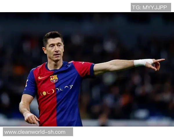 从未转会的足球传奇球员揭秘，他们始终坚守同一支队伍的背后原因